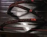 クシ目真角に撫子柄印伝花緒　花緒