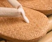 籐網代草履にしじら織花緒　前壷