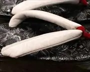 持ち込み下駄に型押し革福林花緒　花緒