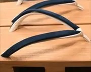 ツボ下がり真角にタピール二石花緒　花緒