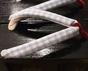 捌き芳町に格子柄花緒　花緒