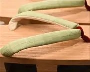 相三味に近江織麻布花緒　花緒