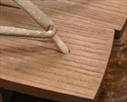 夏色合目柾相三味に花吹雪柄印伝花緒　前壷