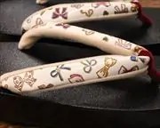 叩き舟形にリボン柄文庫革福林花緒　花緒