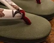 帆布草履に花柄福林花緒　前壷