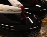 ５分３枚ペラ入り草履に名物裂福林花緒　前壷