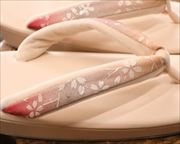艶消し草履に花柄福林花緒　花緒