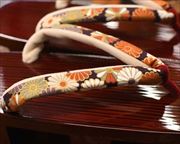 糸春芳町に花柄内玉花緒　花緒