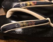捌き相右近に漆織福林花緒　花緒