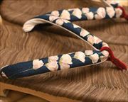 烏表付き右近に花柄花緒　花緒