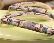 エナメル草履にリボン花緒　前壷