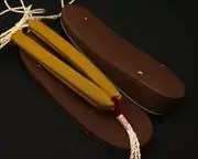 帆布草履(濃茶)に会津木綿花緒・赤ツボ