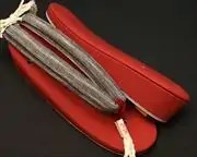 帆布草履（紅）に亀田縞花緒・赤ツボ