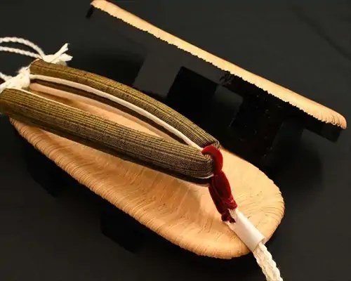 相日光・横黒茶竹に縞柄結城紬花緒