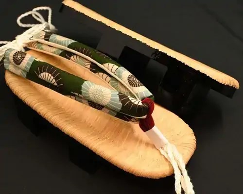 相日光・横黒茶竹に蛇の目傘柄花緒