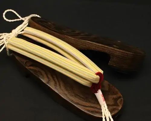 相右近・焼きに遠州綿紬・縞花緒