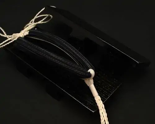 真角・黒捌きに亀田縞花緒