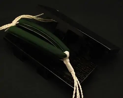 真角・黒捌きに会津木綿花緒・白ツボ