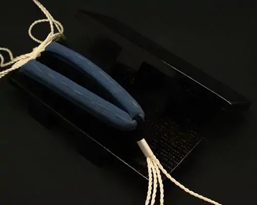 真角・黒捌きに亀田縞縮花緒