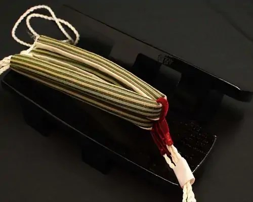 相三味・黒捌きに縞柄結城紬花緒