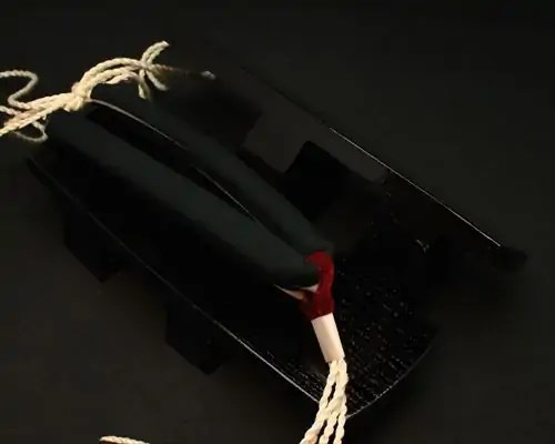 相三味・黒捌きに会津木綿花緒・赤ツボ
