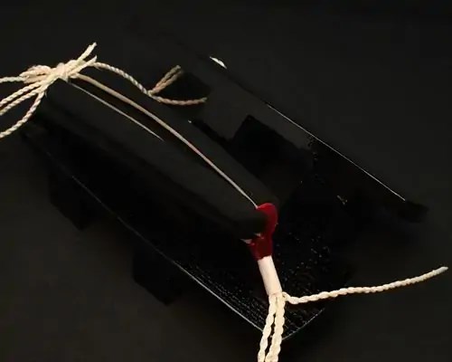 相三味・黒捌きに会津木綿花緒・赤ツボ
