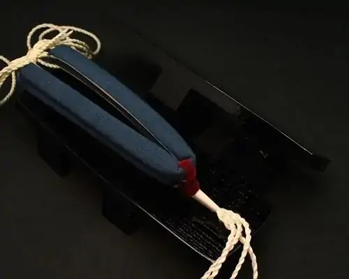 相三味・黒捌きに会津木綿花緒・赤ツボ