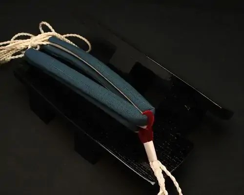 相三味・黒捌きに会津木綿花緒・赤ツボ