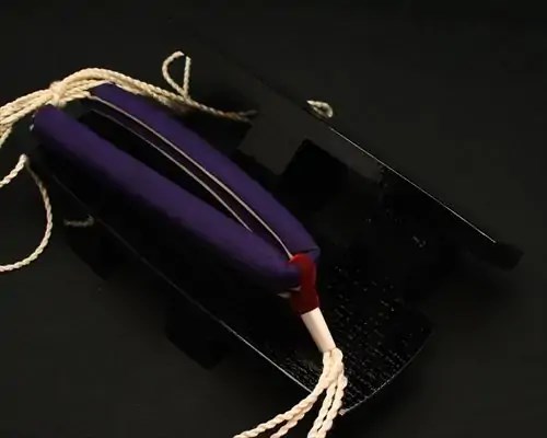 相三味・黒捌きに会津木綿花緒・赤ツボ