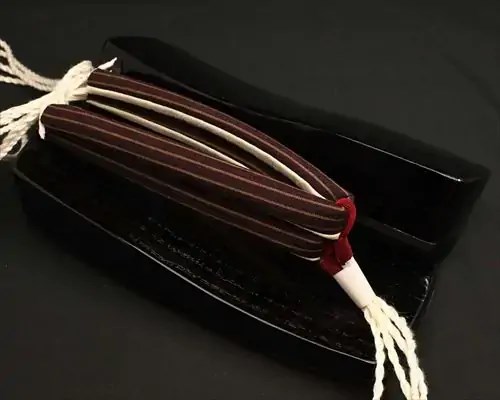 三味舟形・黒捌きに亀田縞花緒