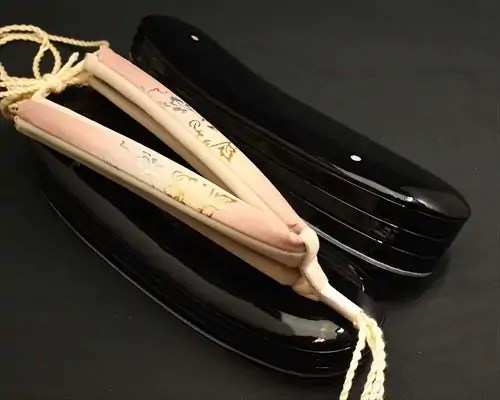 本革３分３枚に花柄ぼかし福林花緒