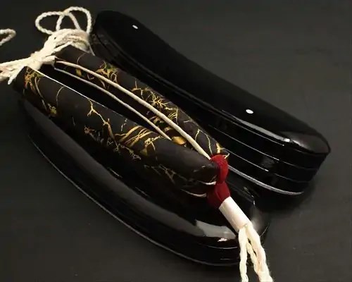 本革３分３枚に氷割れ柄花緒
