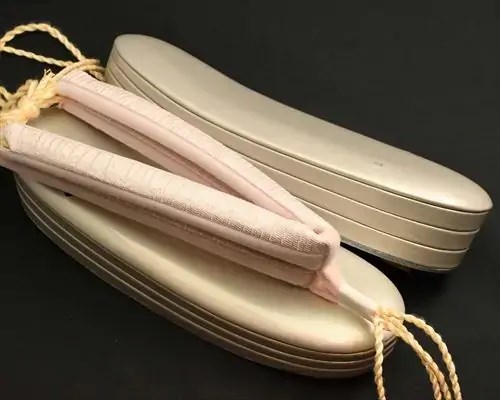 本革３分３枚にシルクラメ福林花緒