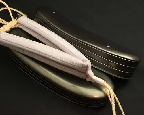 本革３分３枚にシルクラメ福林花緒