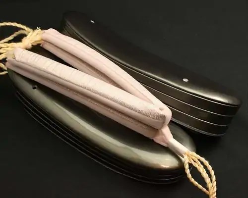 本革３分３枚にシルクラメ福林花緒