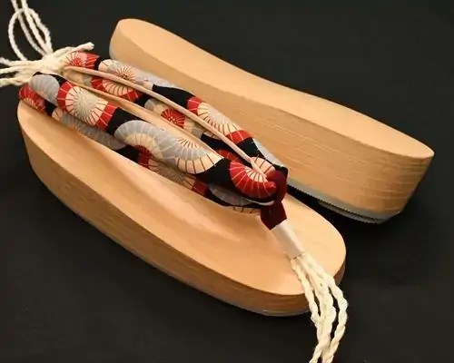 舟形・白木に蛇の目傘柄花緒