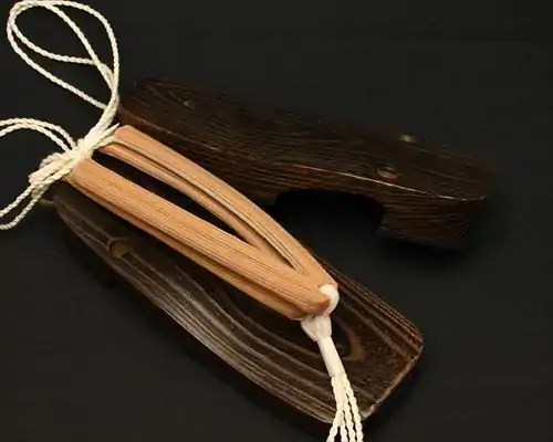 大右近・焼きに遠州綿紬・なないろ花緒