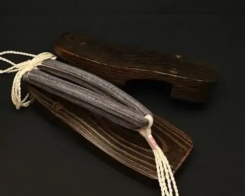 大右近・焼きに遠州綿紬・絣花緒