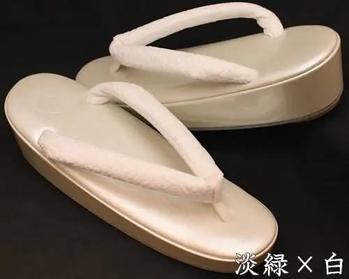 型押しリング草履　淡緑×白 柄入りの罠ビロード花緒付き